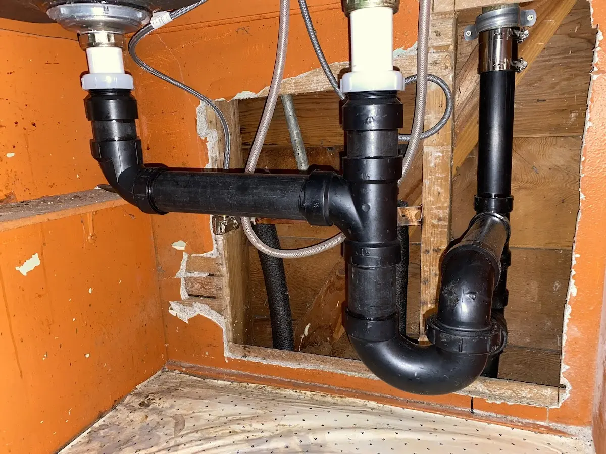 Professional Pipe Bursting equipment and tools on the job in Grandview Heights